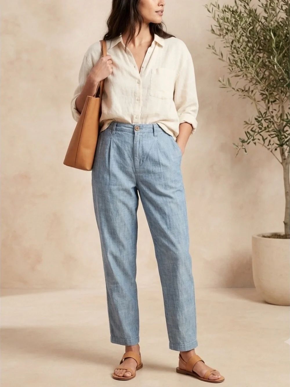 GAP light blue 100% cotton Girlfriend Khaki pants, size 6.